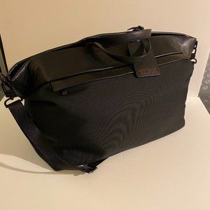 MINT Tumi Black Travel Satchel Bag w/ carry handles & detachable shoulder strap